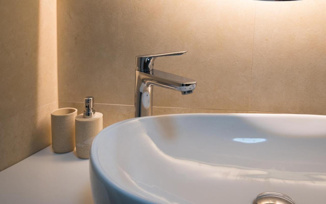 Brand New Aparment With Sea View & Swimming Pool At Ciovo - Villa Fiorentini Трогир Екстериор снимка