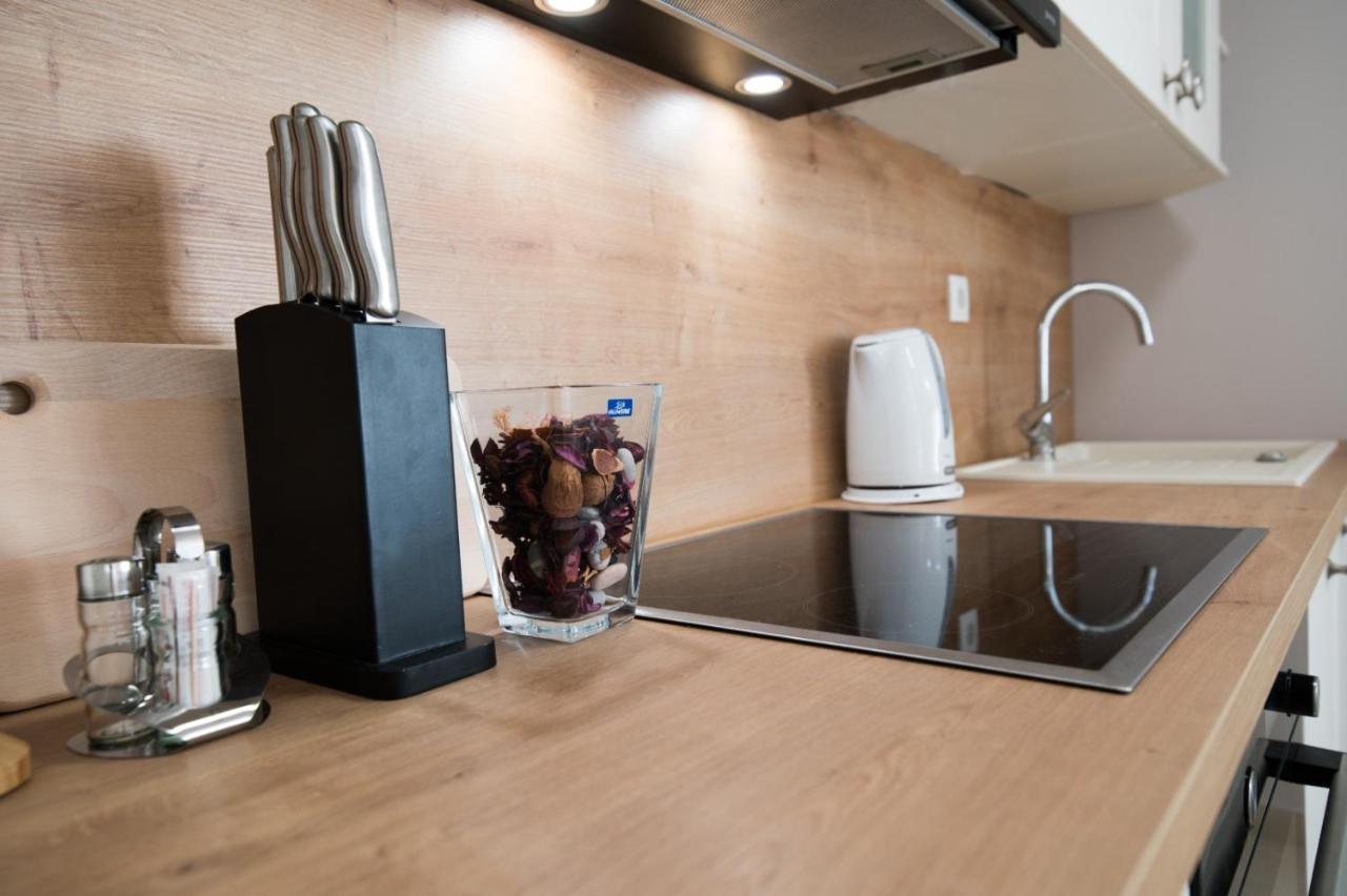 Brand New Aparment With Sea View & Swimming Pool At Ciovo - Villa Fiorentini Трогир Екстериор снимка